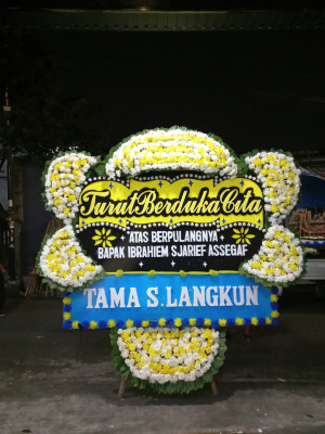 Papan Bunga Duka di Tingkulu