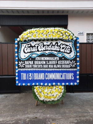 Papan Bunga Duka di Tingkulu